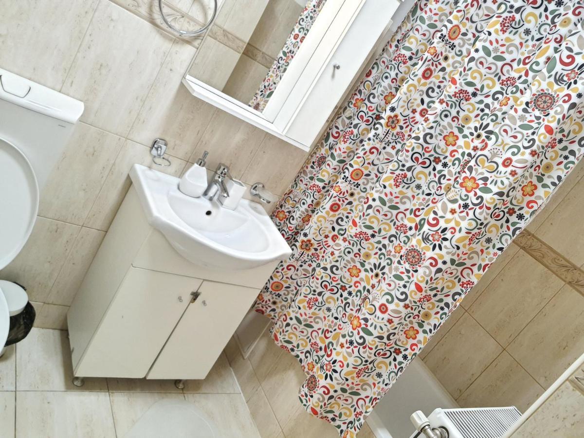Global Downtown Apartments - Universitate - Calea Victoriei Bukares Bagian luar foto