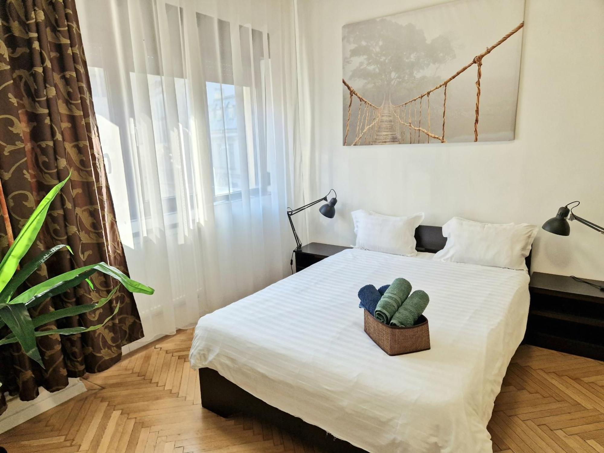 Global Downtown Apartments - Universitate - Calea Victoriei Bukares Bagian luar foto