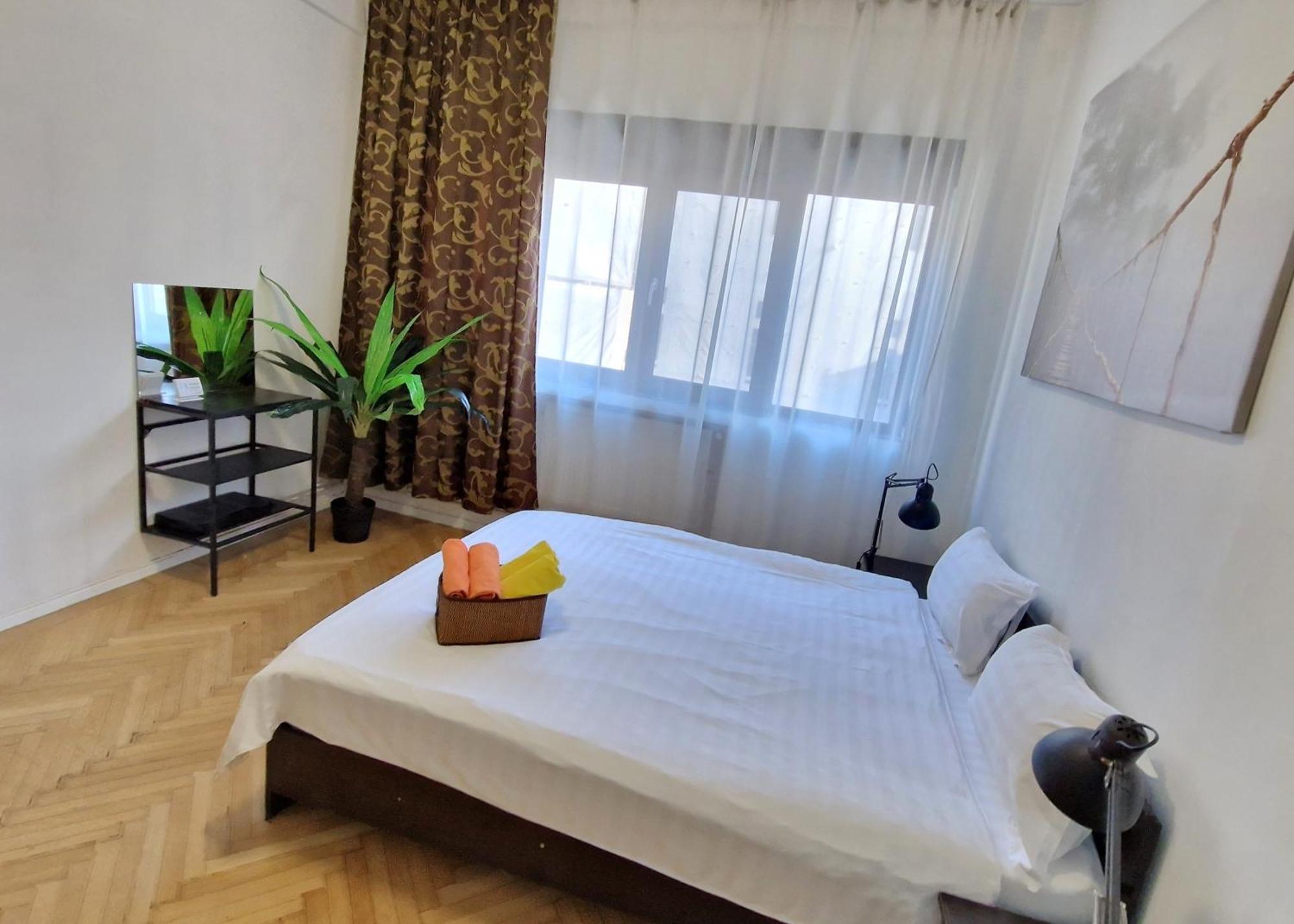 Global Downtown Apartments - Universitate - Calea Victoriei Bukares Bagian luar foto